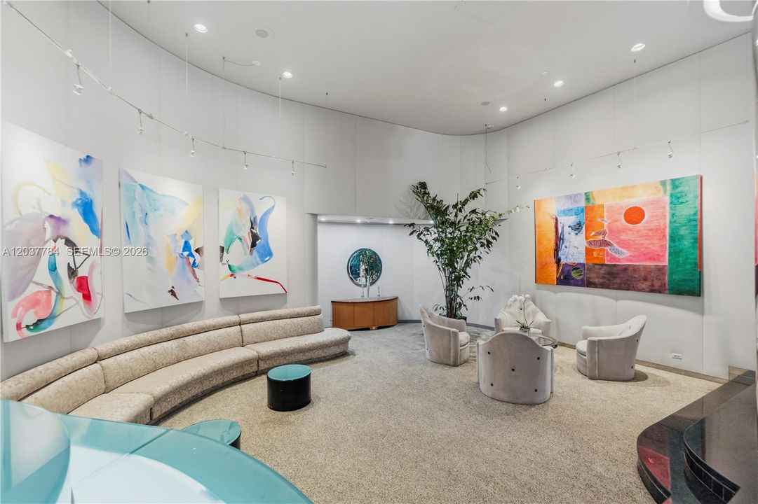 For Sale: $614,900 (2 beds, 2 baths, 1622 Square Feet)