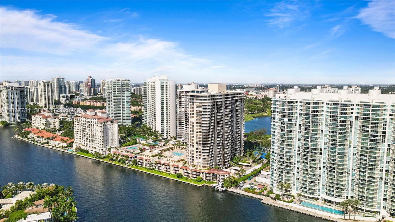 For Sale: $614,900 (2 beds, 2 baths, 1622 Square Feet)
