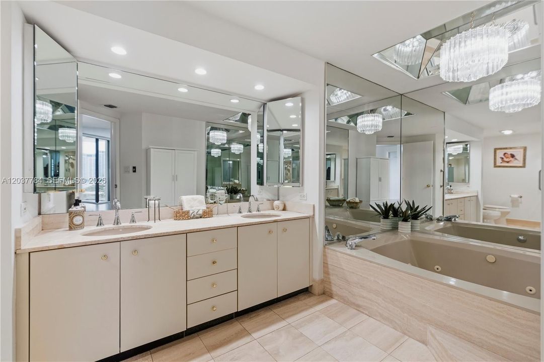 For Sale: $614,900 (2 beds, 2 baths, 1622 Square Feet)