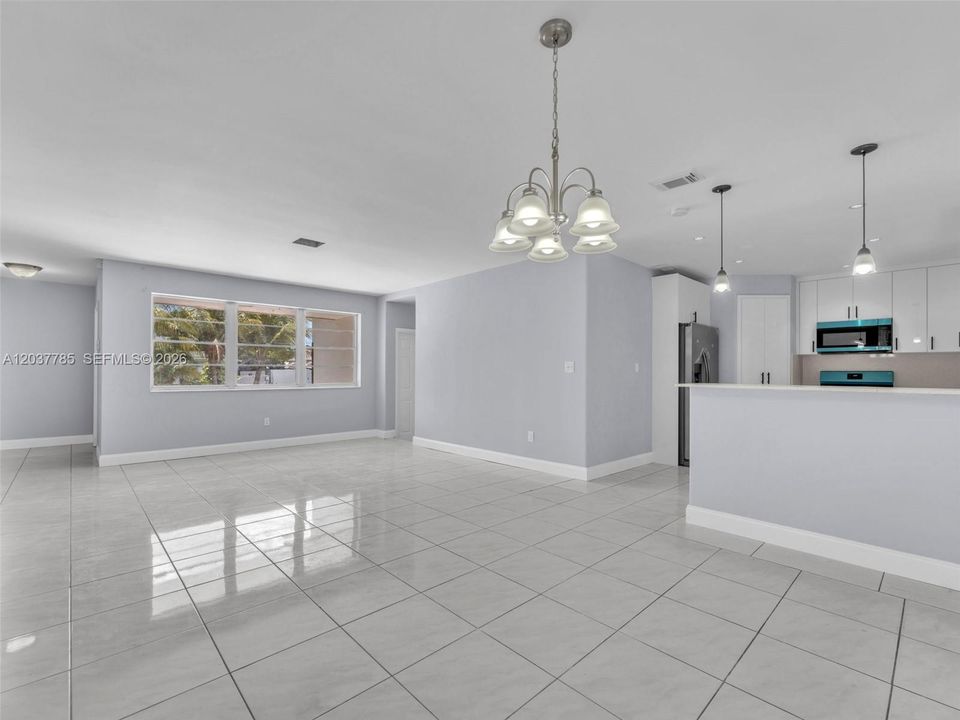 For Sale: $519,000 (3 beds, 2 baths, 1148 Square Feet)