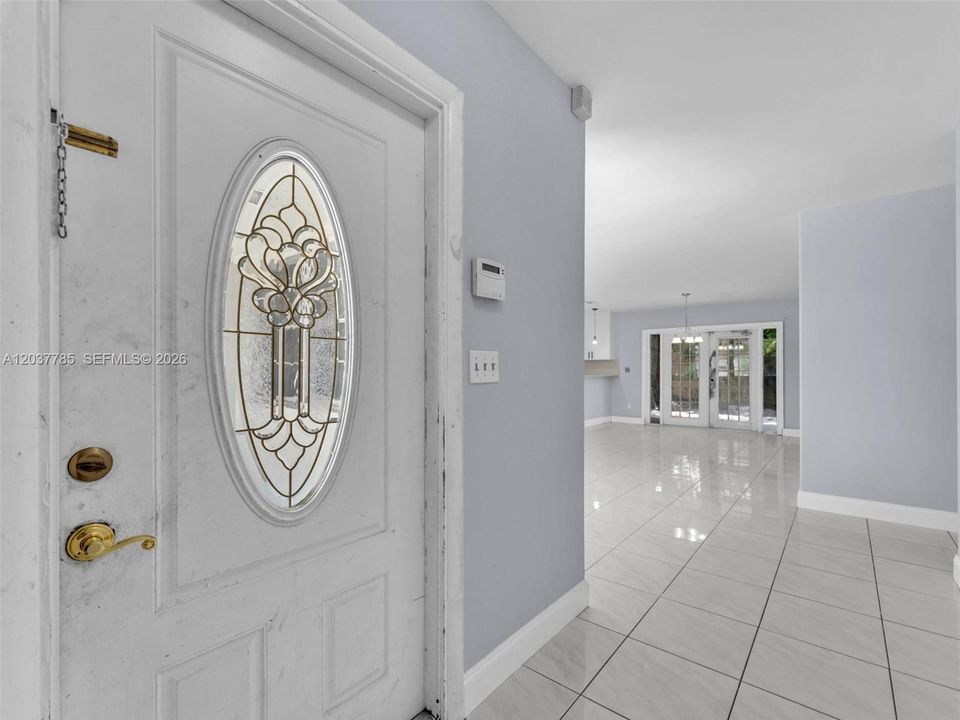 For Sale: $519,000 (3 beds, 2 baths, 1148 Square Feet)
