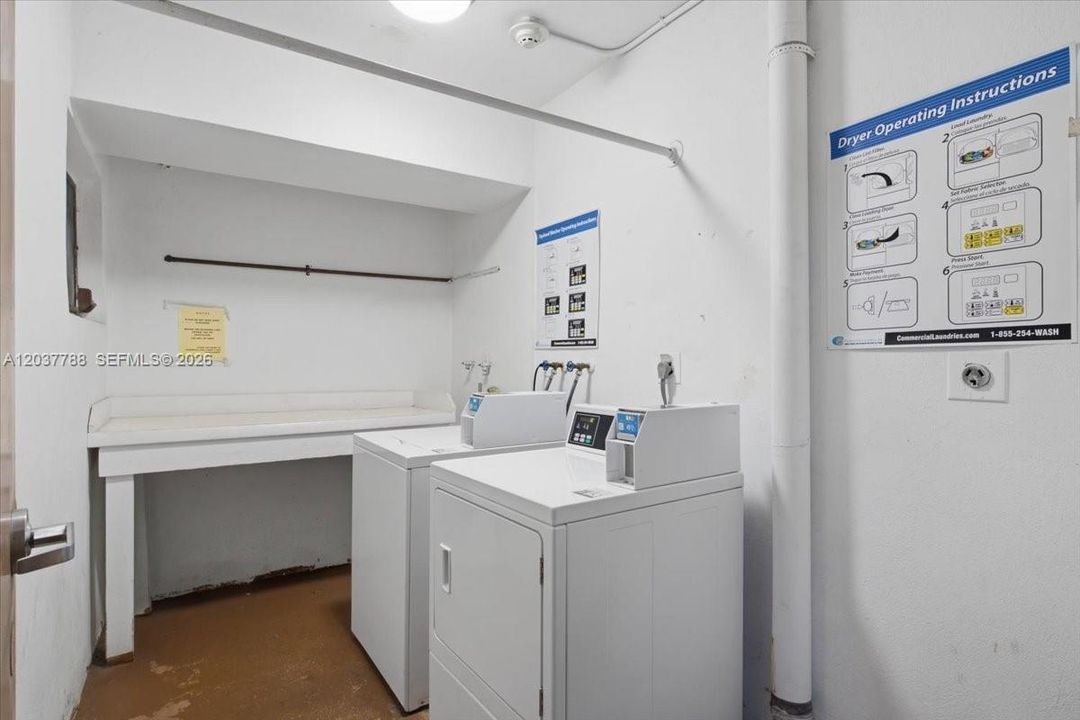 For Sale: $120,000 (2 beds, 2 baths, 920 Square Feet)