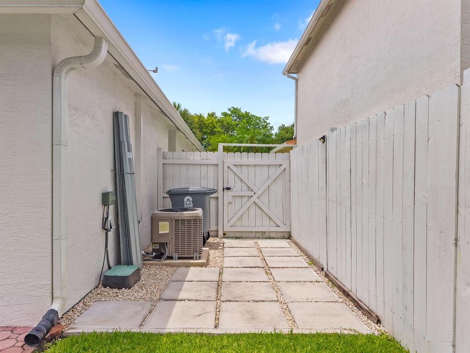 29-web-or-mls-DJI_20260617003953_0033_D