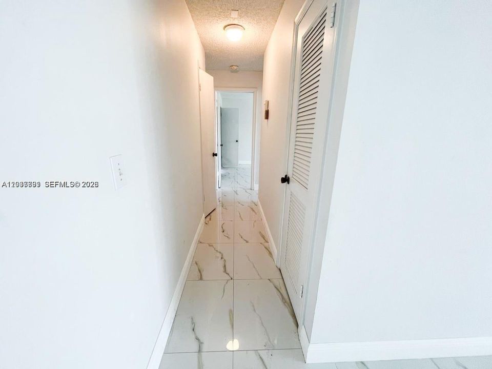 В аренду: $2,200 (2 спален, 2 ванн, 1200 Квадратных фут)