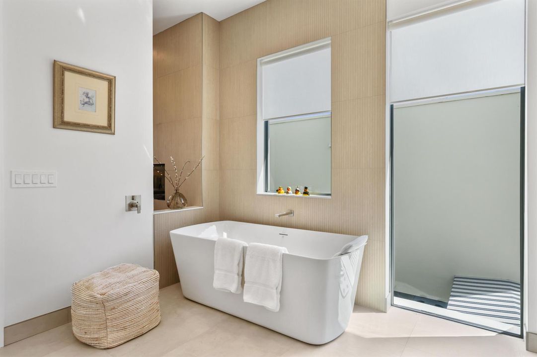 333 South Swinton Ave - 83.jpg-FULL