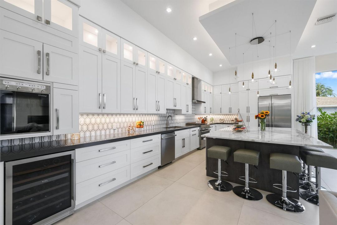 333 South Swinton Ave - 22.jpg-FULL