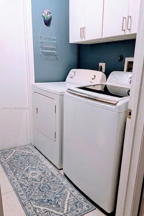 For Rent: $3,800 (3 beds, 2 baths, 1266 Square Feet)