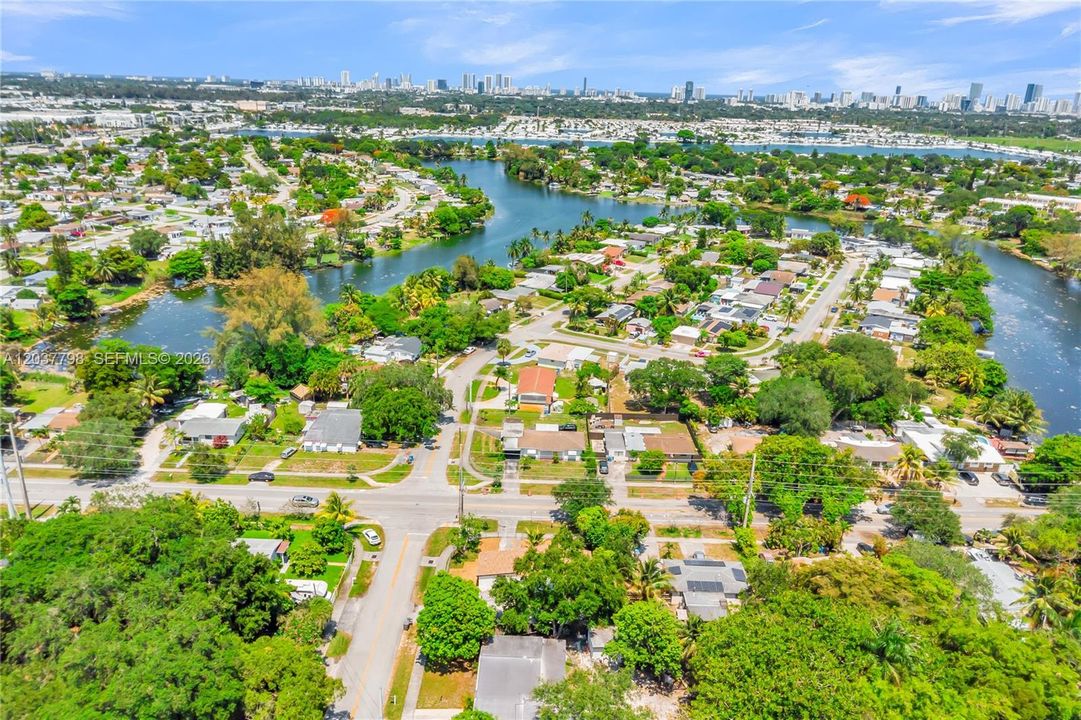 For Sale: $539,000 (4 beds, 2 baths, 1130 Square Feet)