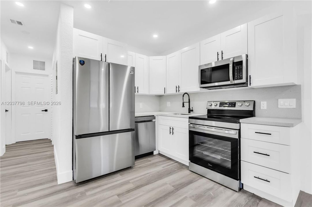 For Sale: $539,000 (4 beds, 2 baths, 1130 Square Feet)