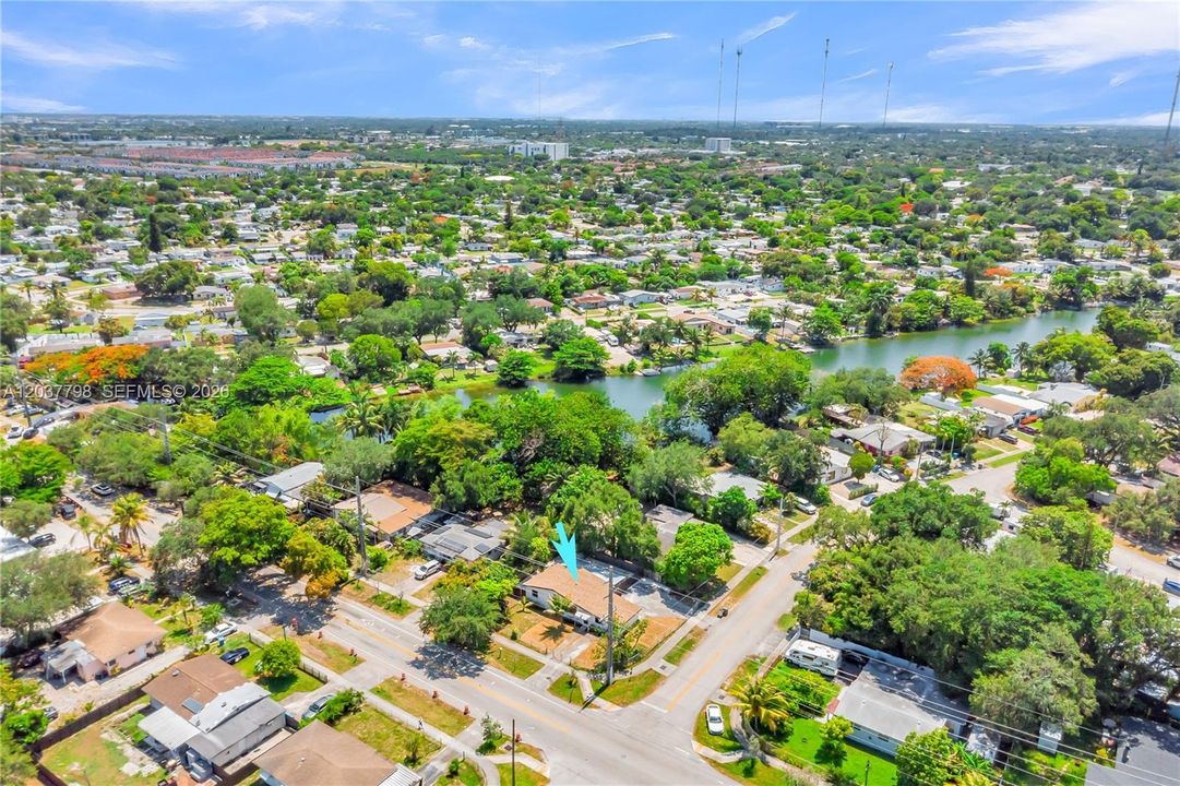 For Sale: $539,000 (4 beds, 2 baths, 1130 Square Feet)