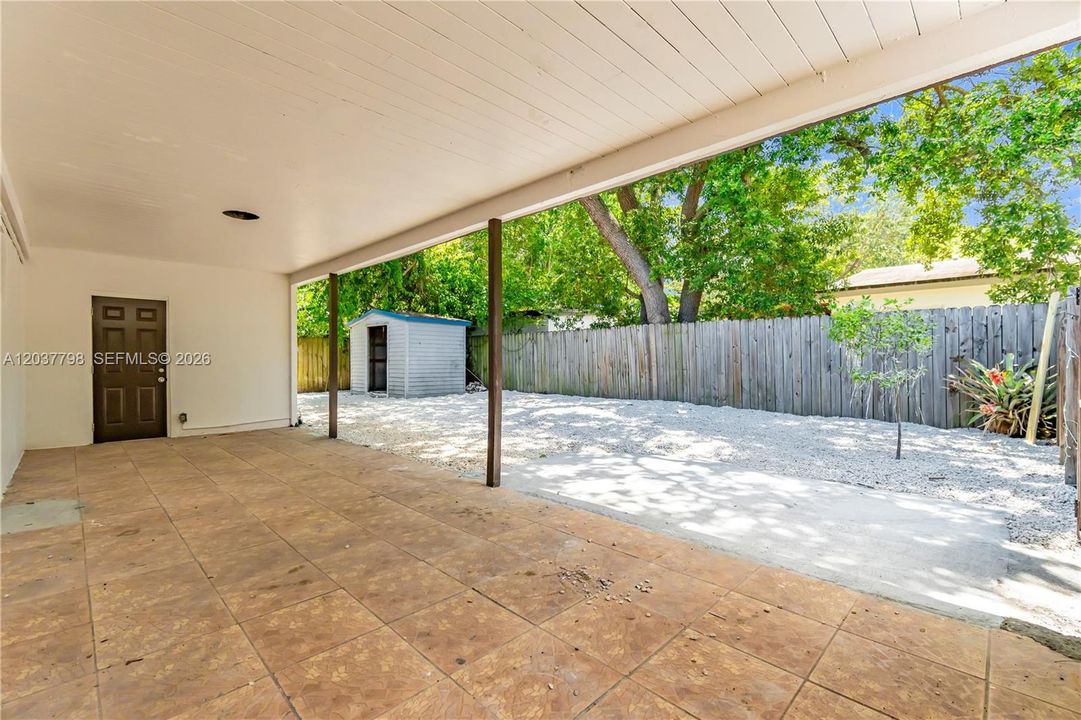 For Sale: $539,000 (4 beds, 2 baths, 1130 Square Feet)