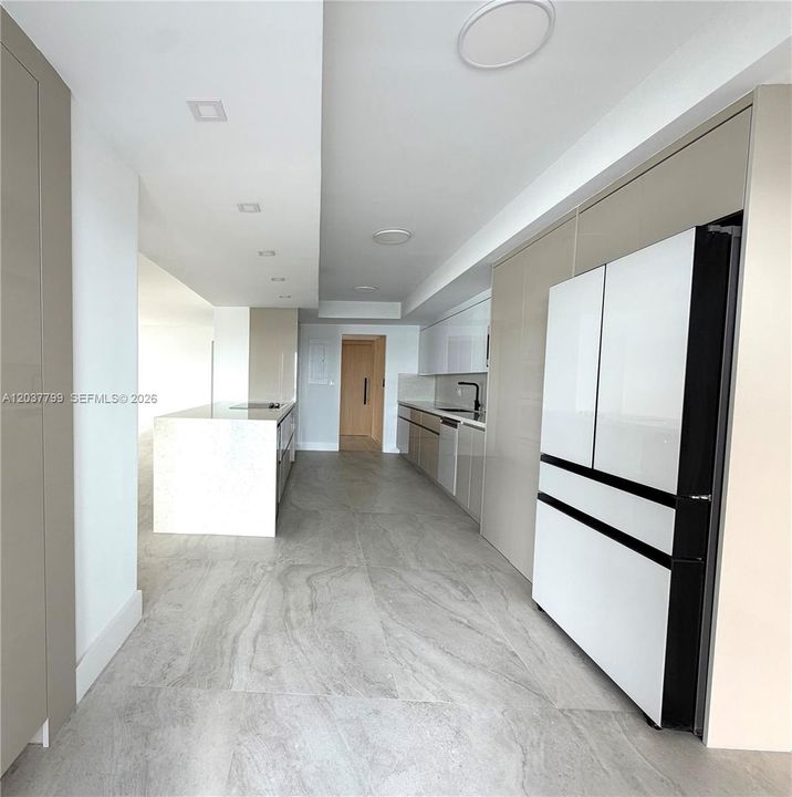 En Renta: $5,800 (2 camas, 3 baños, 2320 Pies cuadrados)