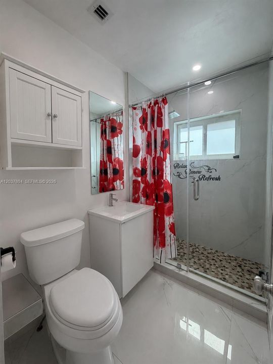На продажу: $899,000 (3 спален, 2 ванн, 1332 Квадратных фут)