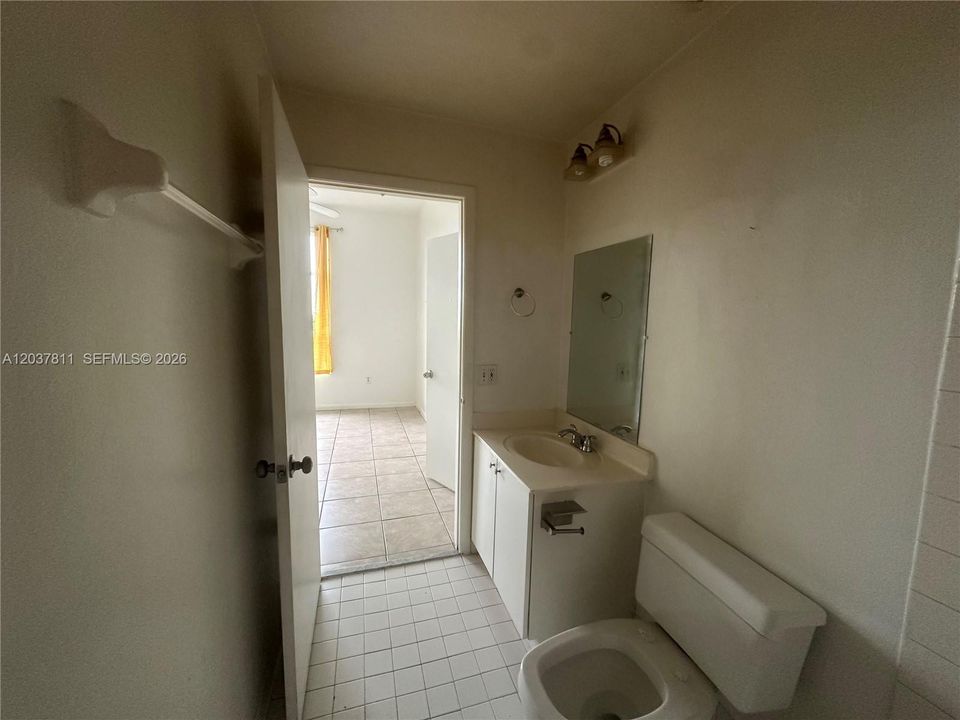 В аренду: $2,100 (2 спален, 2 ванн, 840 Квадратных фут)