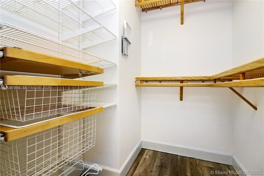 En Renta: $5,500 (3 camas, 2 baños, 2040 Pies cuadrados)