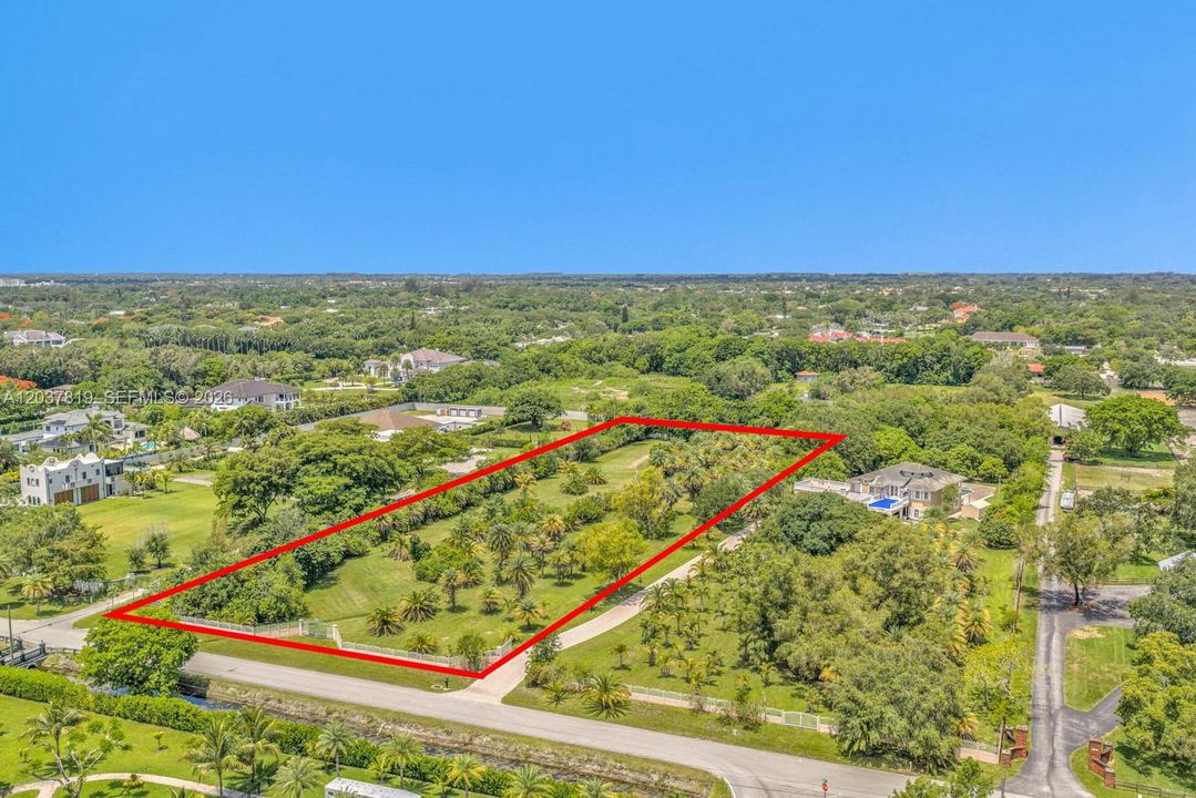 For Sale: $2,100,000 (2.49 acres)