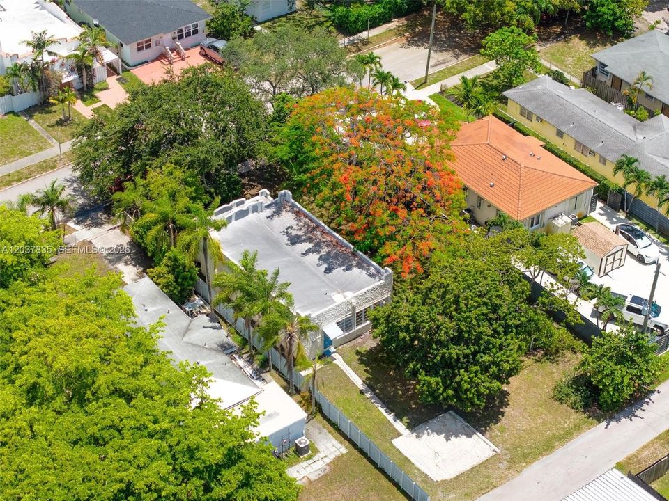 For Rent: $3,800 (3 beds, 2 baths, 1428 Square Feet)