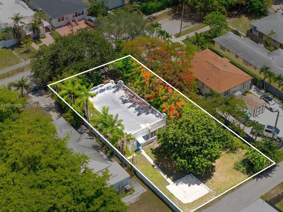 For Rent: $3,800 (3 beds, 2 baths, 1428 Square Feet)