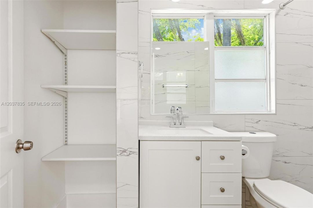 For Rent: $3,800 (3 beds, 2 baths, 1428 Square Feet)