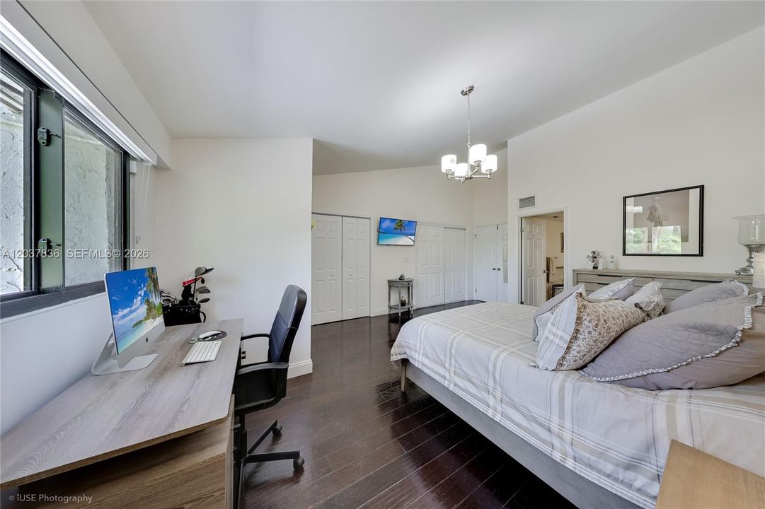 For Sale: $789,000 (3 beds, 2 baths, 1542 Square Feet)