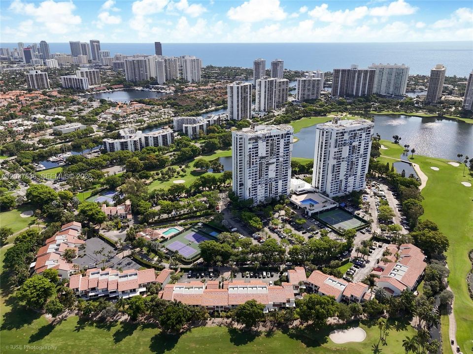 For Sale: $789,000 (3 beds, 2 baths, 1542 Square Feet)