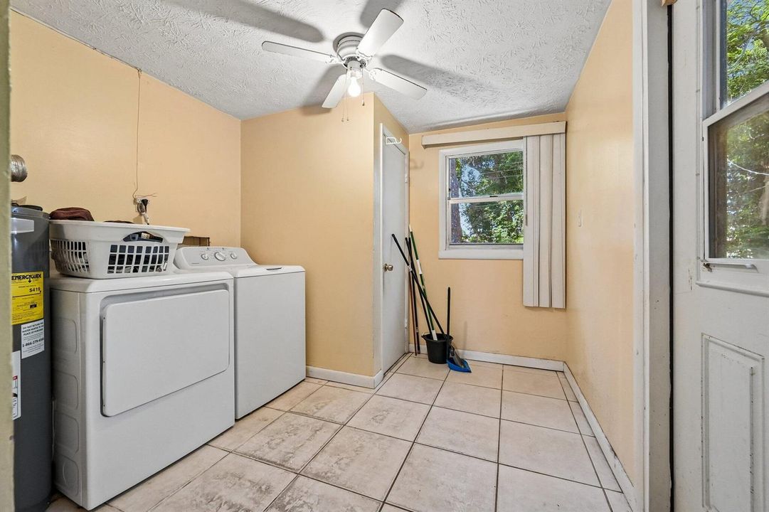 17-web-or-mls-Avenue S-S1206-017