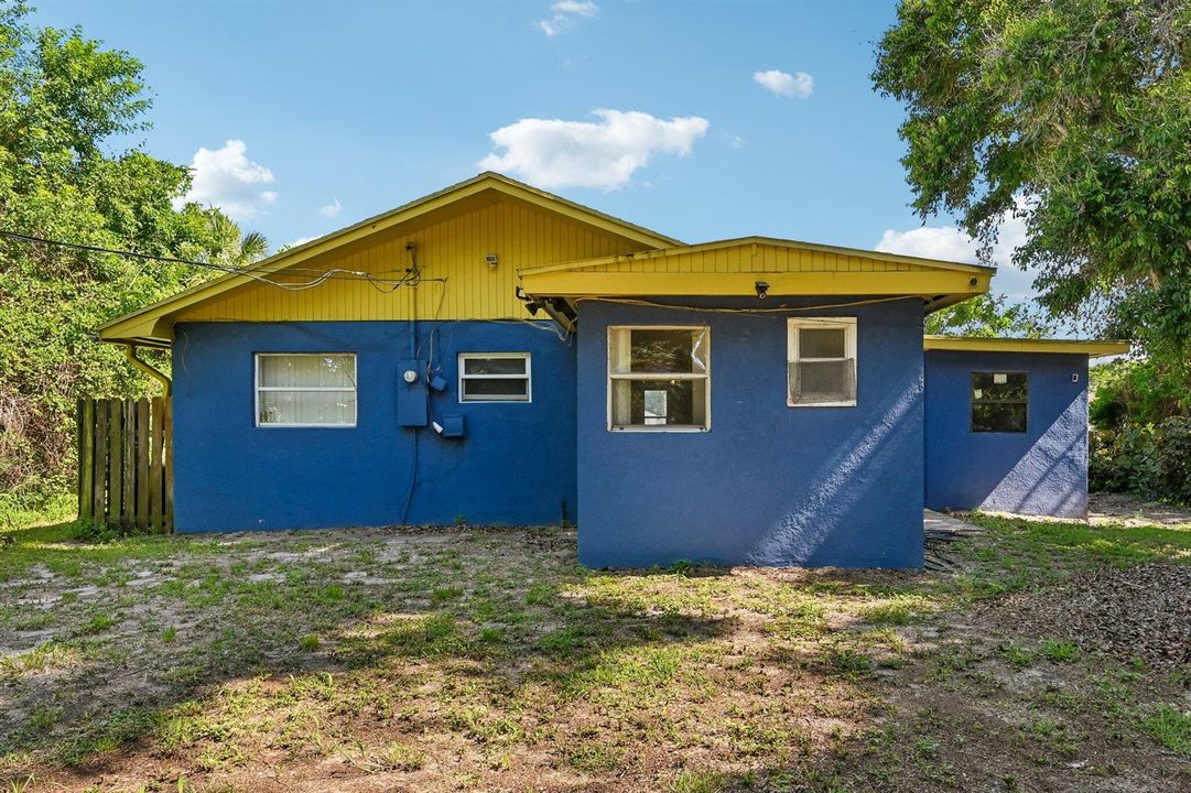 28-web-or-mls-Avenue S-S1206-028
