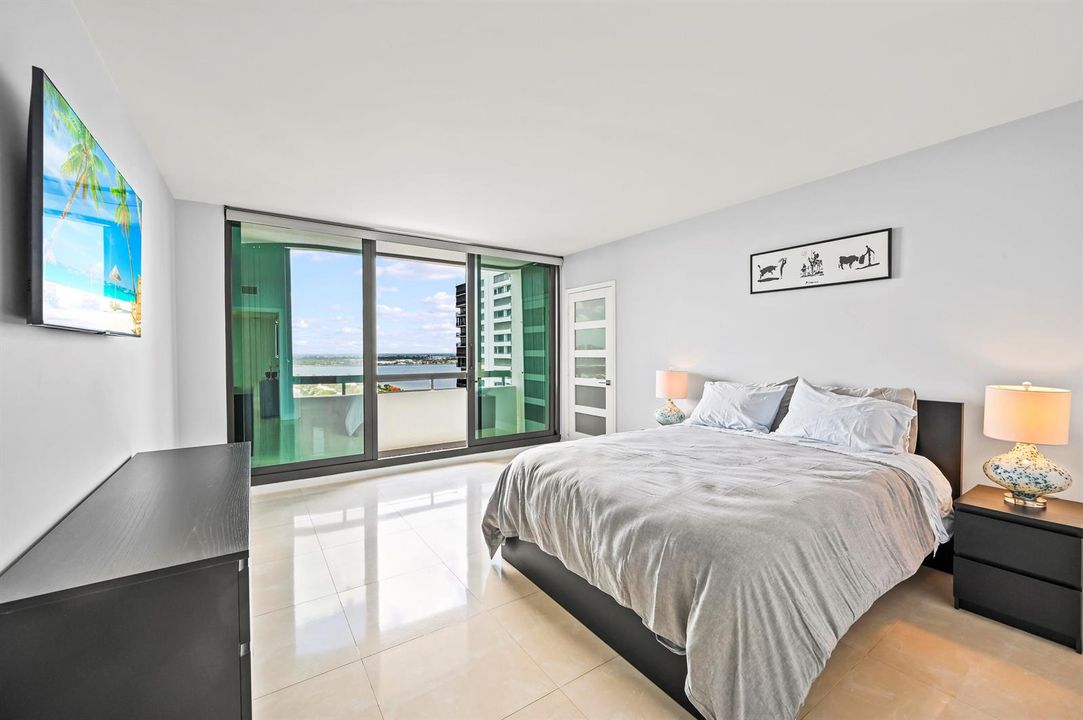 4000 N Ocean Dr APT 2004 Riviera Beach,