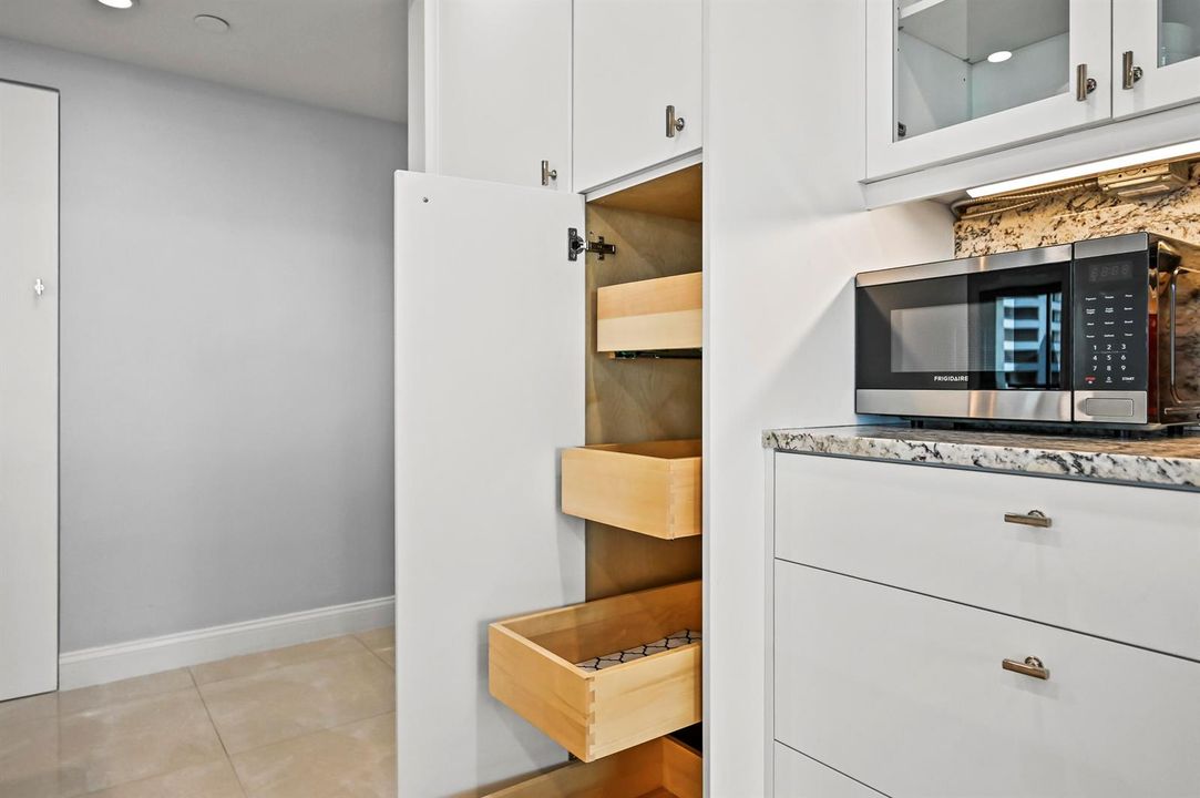 4000 N Ocean Dr APT 2004 Riviera Beach,