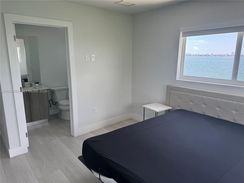 В аренду: $3,200 (2 спален, 2 ванн, 8858 Квадратных фут)