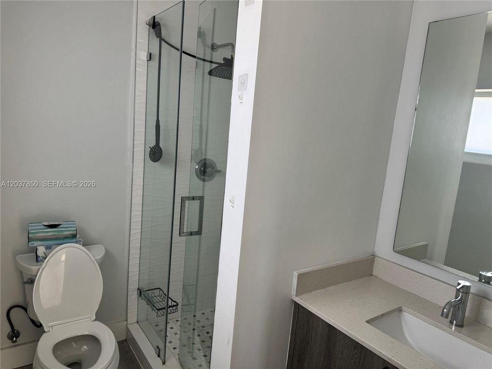 В аренду: $3,200 (2 спален, 2 ванн, 8858 Квадратных фут)
