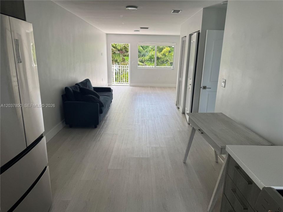 В аренду: $3,200 (2 спален, 2 ванн, 8858 Квадратных фут)