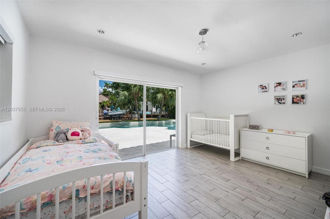 For Rent: $14,900 (3 beds, 2 baths, 2259 Square Feet)