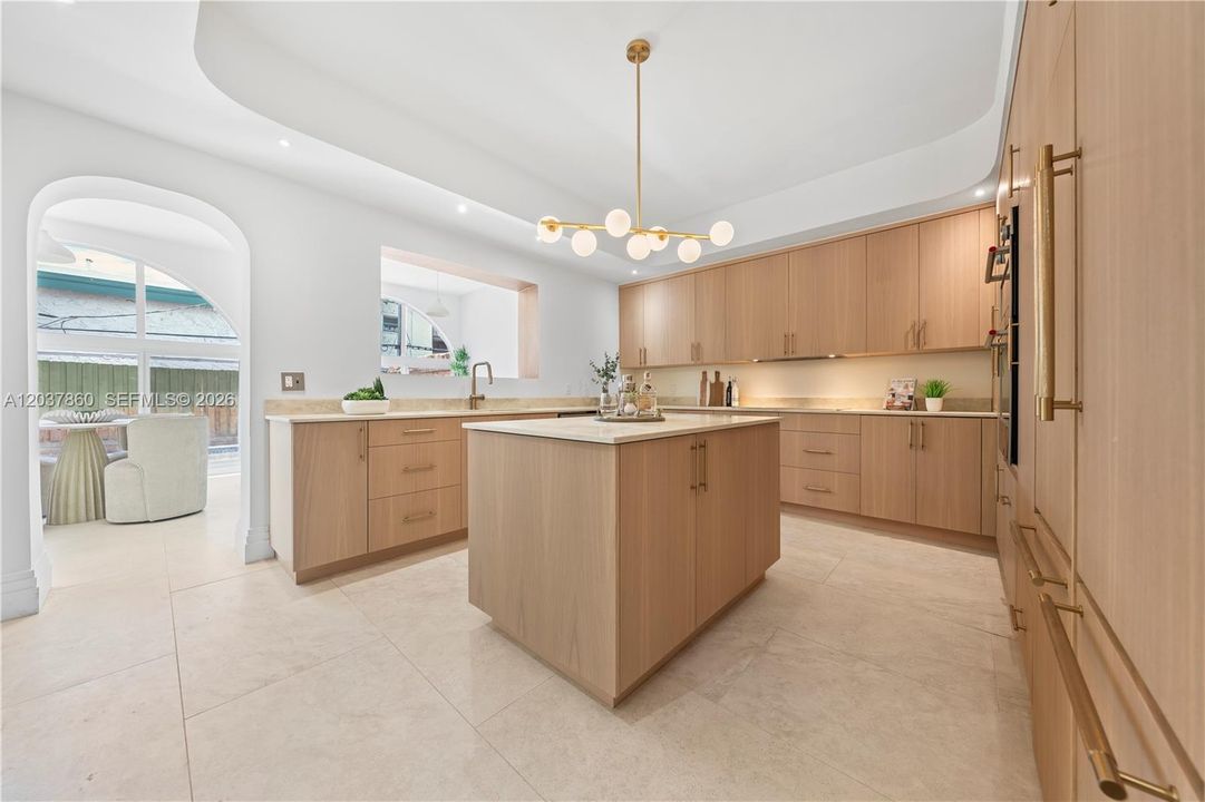 En Renta: $15,900 (4 camas, 4 baños, 3280 Pies cuadrados)