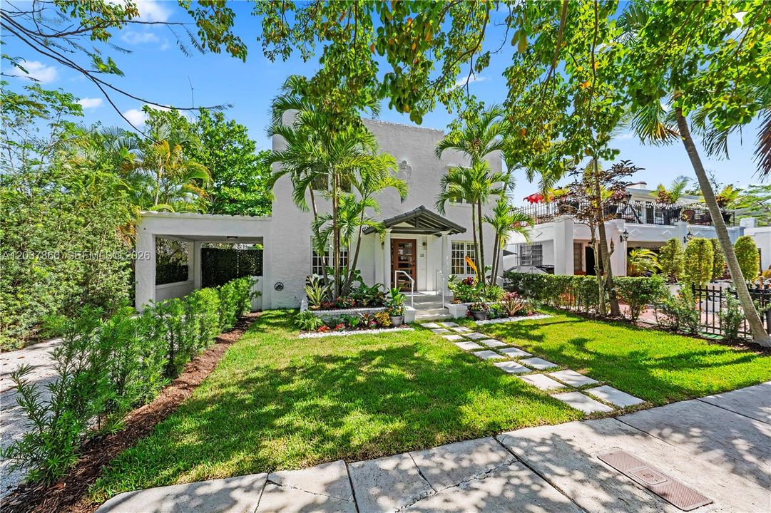 En Renta: $15,900 (4 camas, 4 baños, 3280 Pies cuadrados)