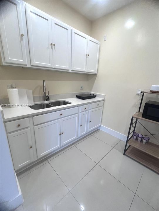 For Sale: $799,000 (0 beds, 0 baths, 1265 Square Feet)
