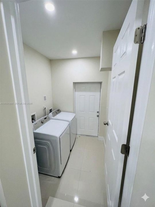 For Sale: $799,000 (0 beds, 0 baths, 1265 Square Feet)