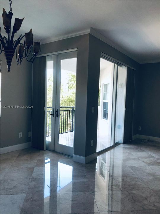 В аренду: $3,990 (3 спален, 2 ванн, 1320 Квадратных фут)