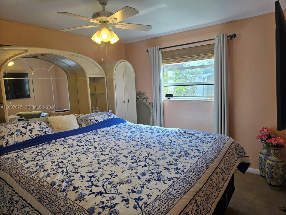 2nd Bedroom.