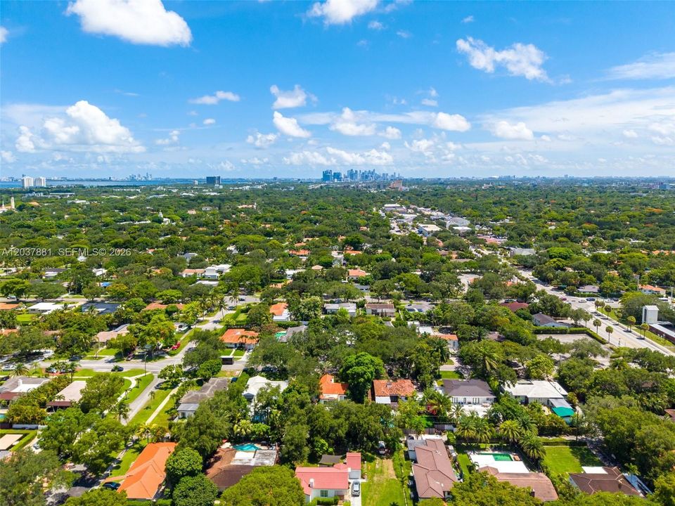 For Sale: $1,475,000 (3 beds, 2 baths, 1701 Square Feet)