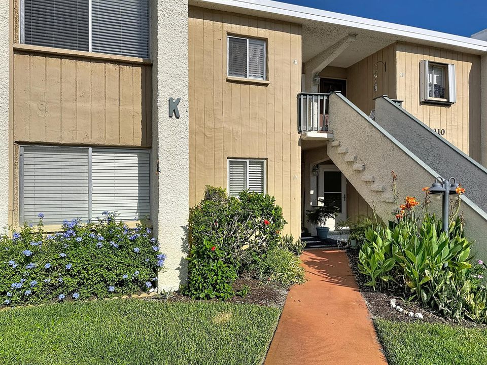 1310 NE 14th Court #K17-11