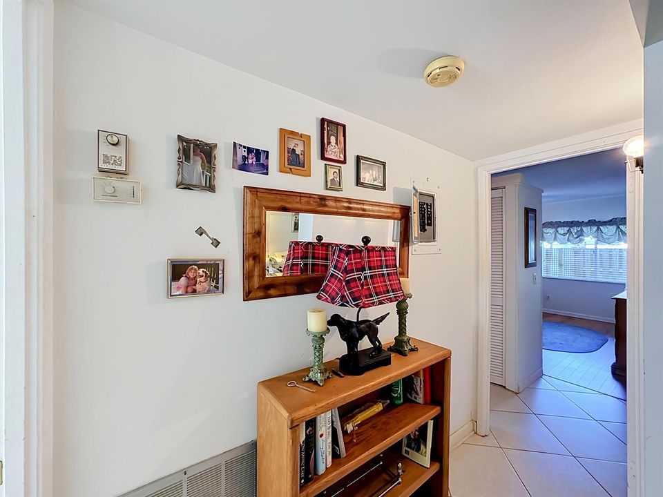 1310 NE 14th Court #K17-25