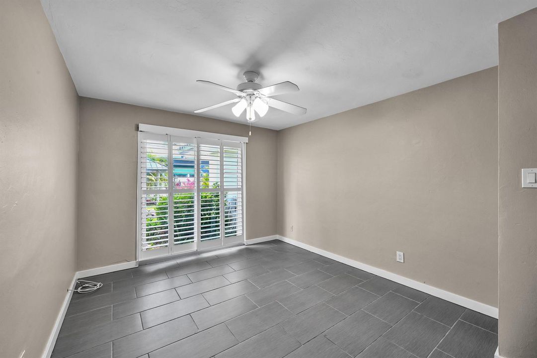 901 SE 12th Ave 00045