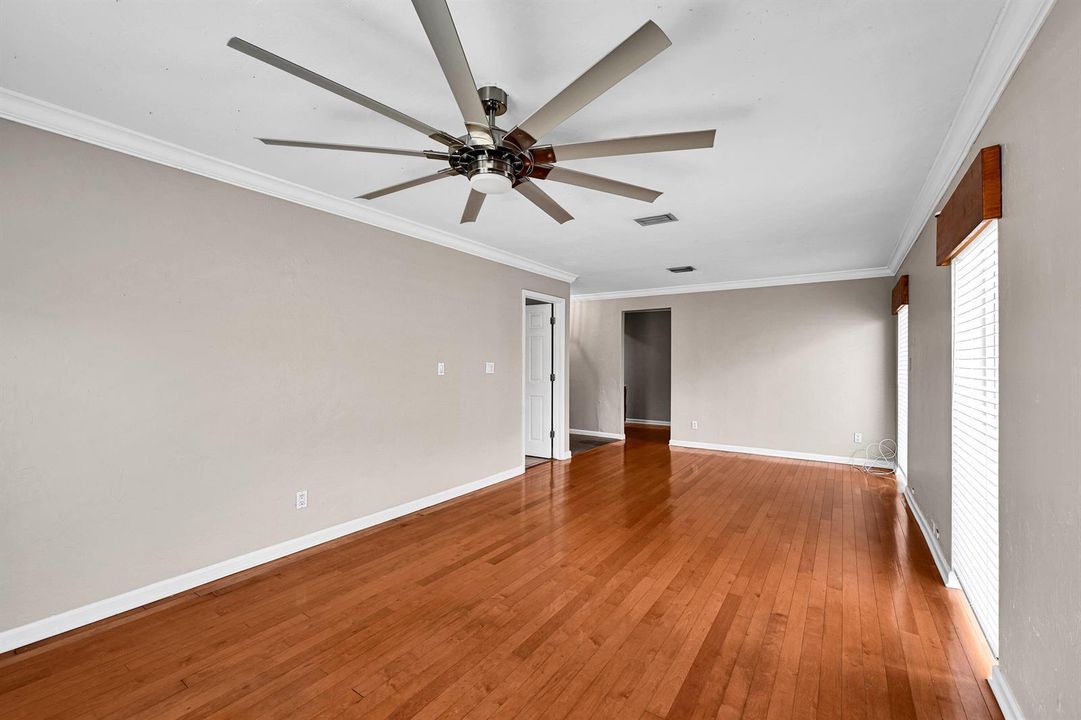 901 SE 12th Ave 00039