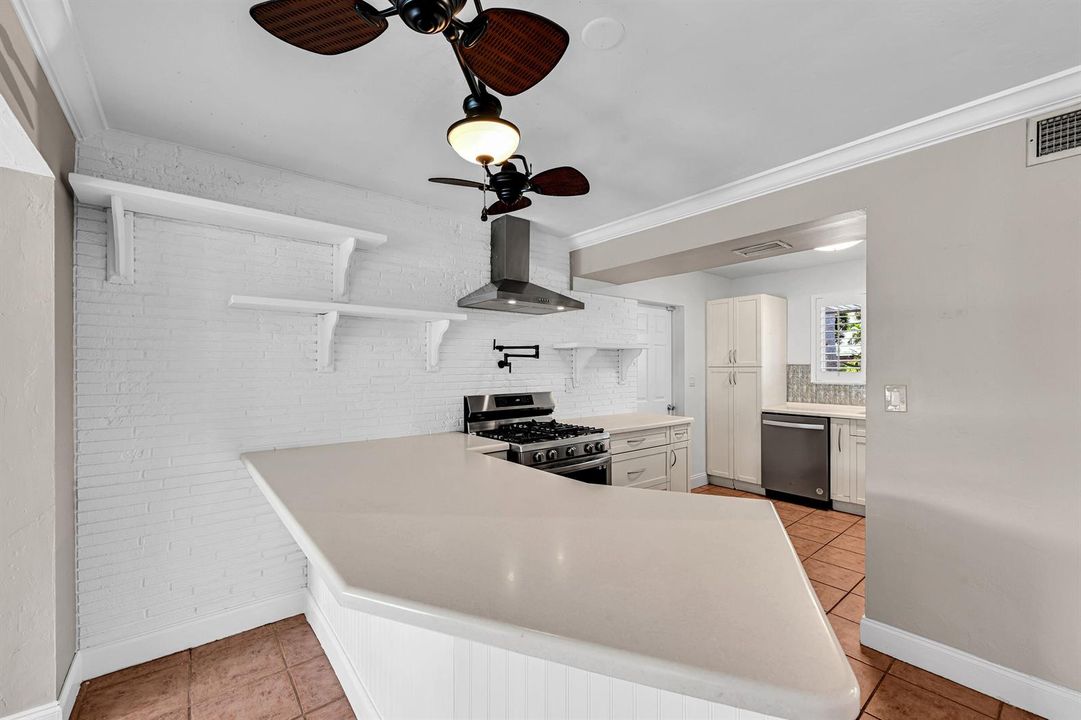 901 SE 12th Ave 00015