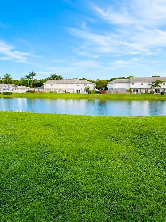 На продажу: $450,000 (3 спален, 2 ванн, 1300 Квадратных фут)