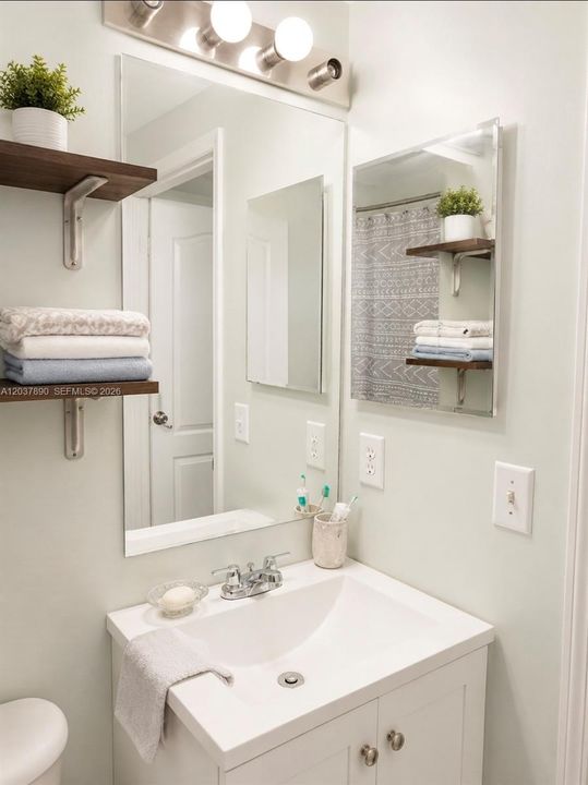 Bath Upstairs