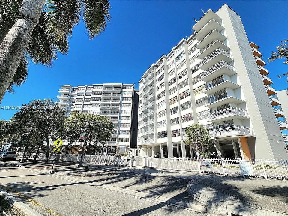 В аренду: $1,550 (1 спален, 1 ванн, 790 Квадратных фут)