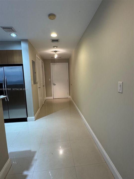 En Renta: $3,100 (1 camas, 1 baños, 945 Pies cuadrados)