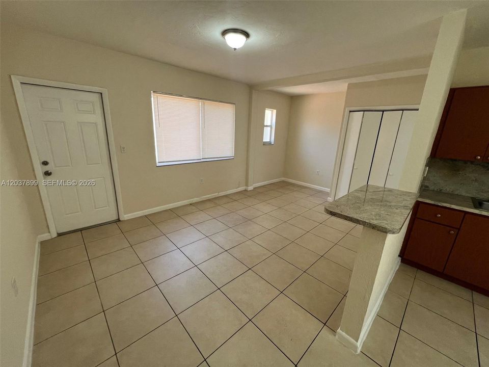 For Rent: $1,215 (0 beds, 1 baths, 0 Square Feet)